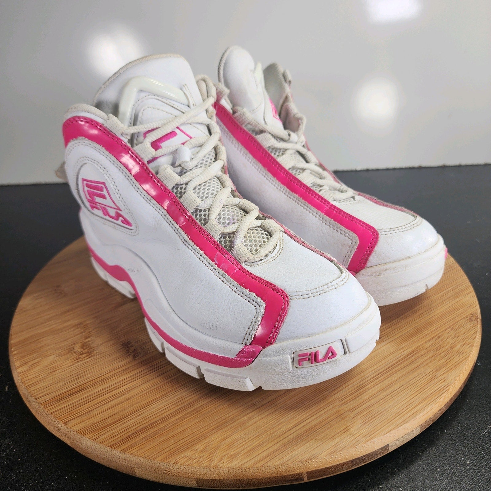 Women's FILA Grant Hill 2 Sz 7 009834 White Leather Basketball Sneakers Shoes