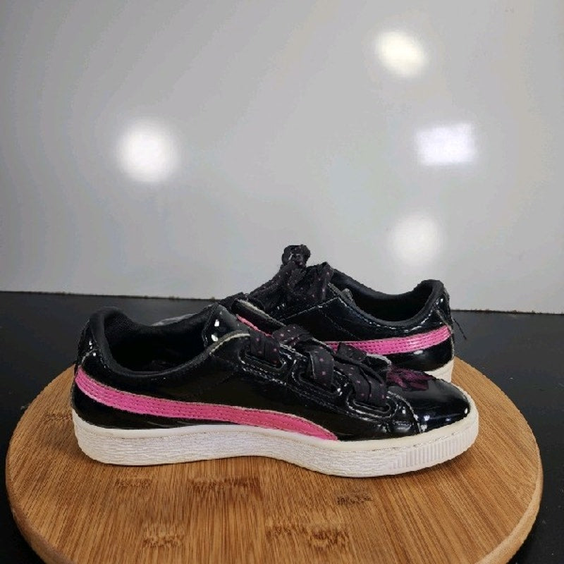 PUMA Basket Heart Low Sz 4 Big Kids 008984 Black Pink Patent Trainers Sneakers