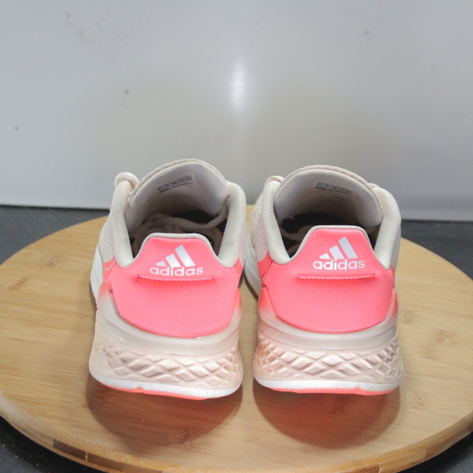 adidas Response SR Low Size 6.5 Womens 008614 White Pink Running Sneakers Shoes