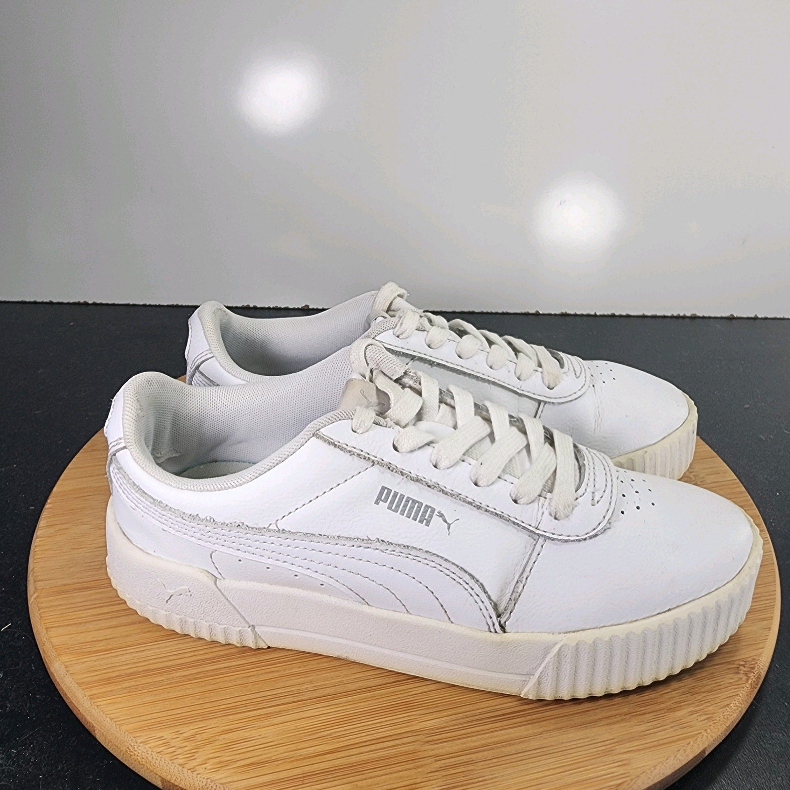 Women's Puma Cari Low Sz 7 010154 White Leather Running Casual Sneakers Shoes