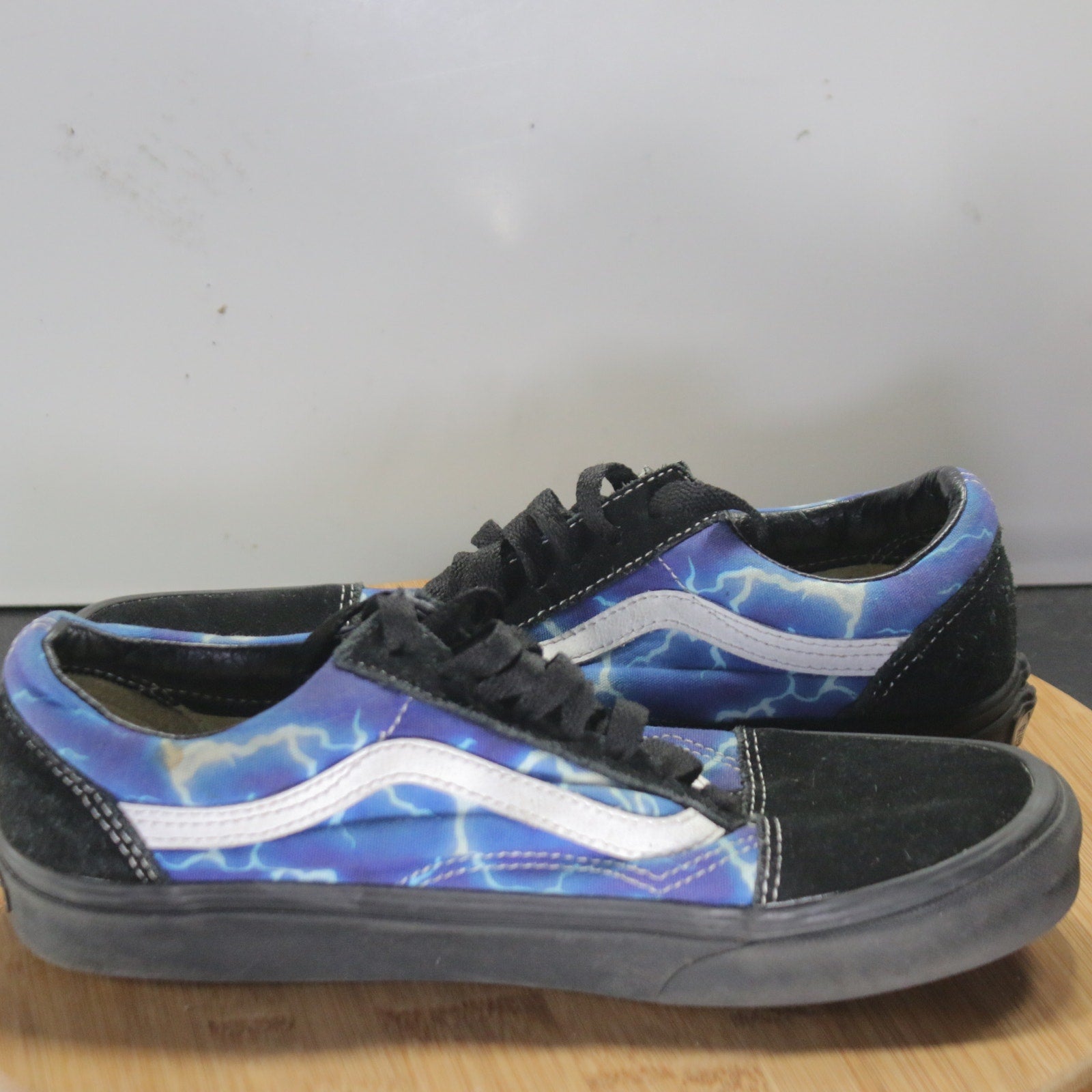 VANS Old Skool Low Sz 8.5 Womens 008244 Blue Black White Skateboarding Sneakers