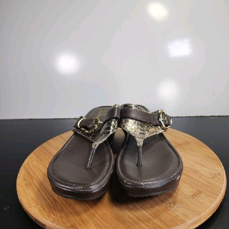 Cole Haan Air Maddy Sz 9.5 Womens 008847 Brown Patent Leather Wedge Thong Sandal