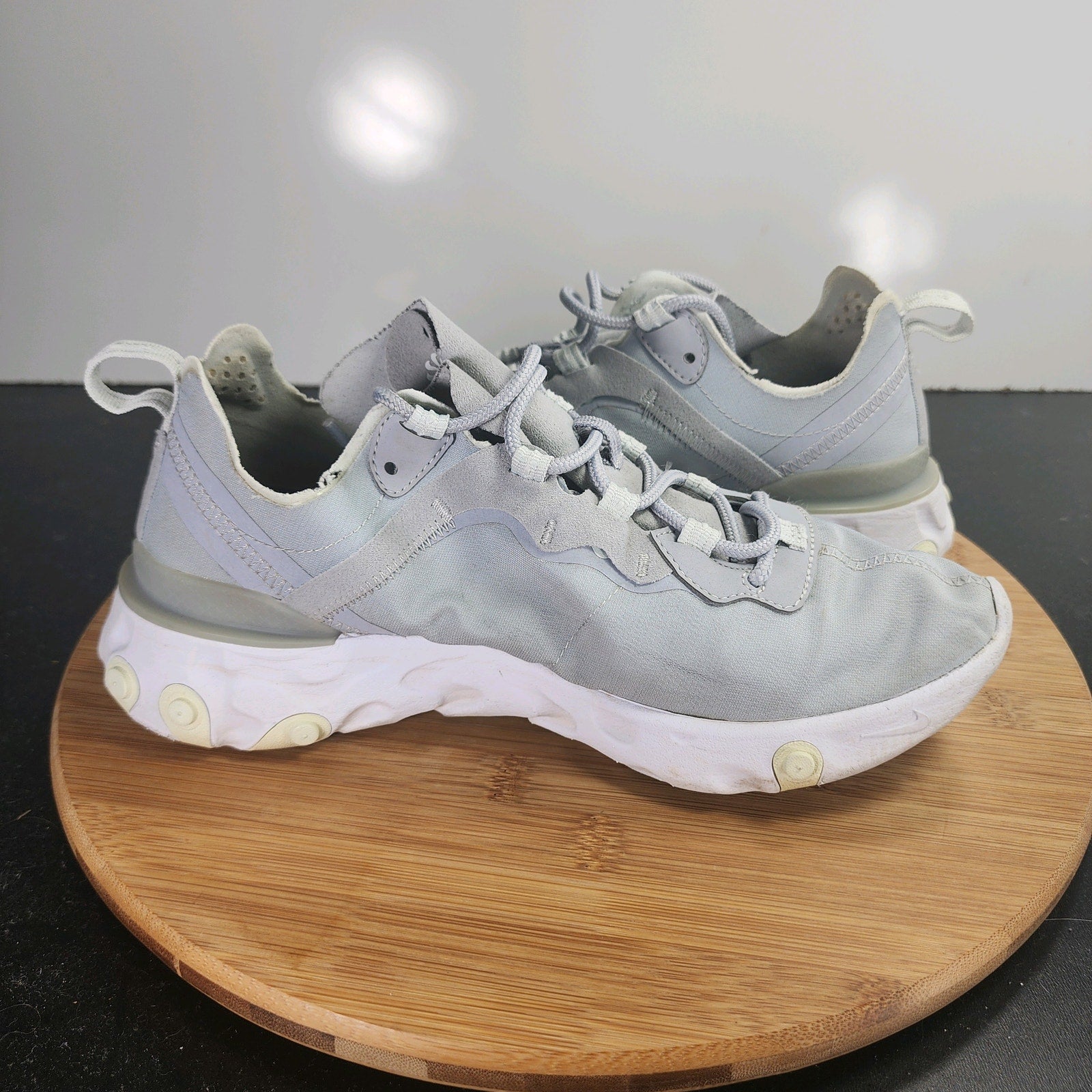 Women's Nike React Element 55 Low Sz 8.5 010014 Gray Knit Running Sneakers Shoes