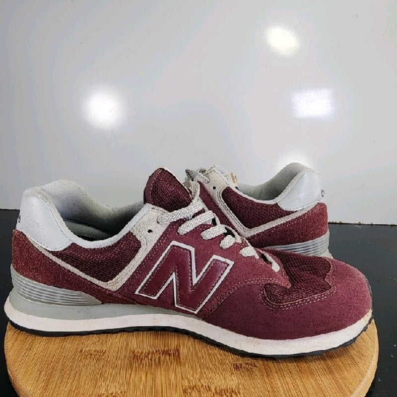 New Balance 574 Low Sz 13 Mens 008976 Burgundy White Running Athletic Sneakers