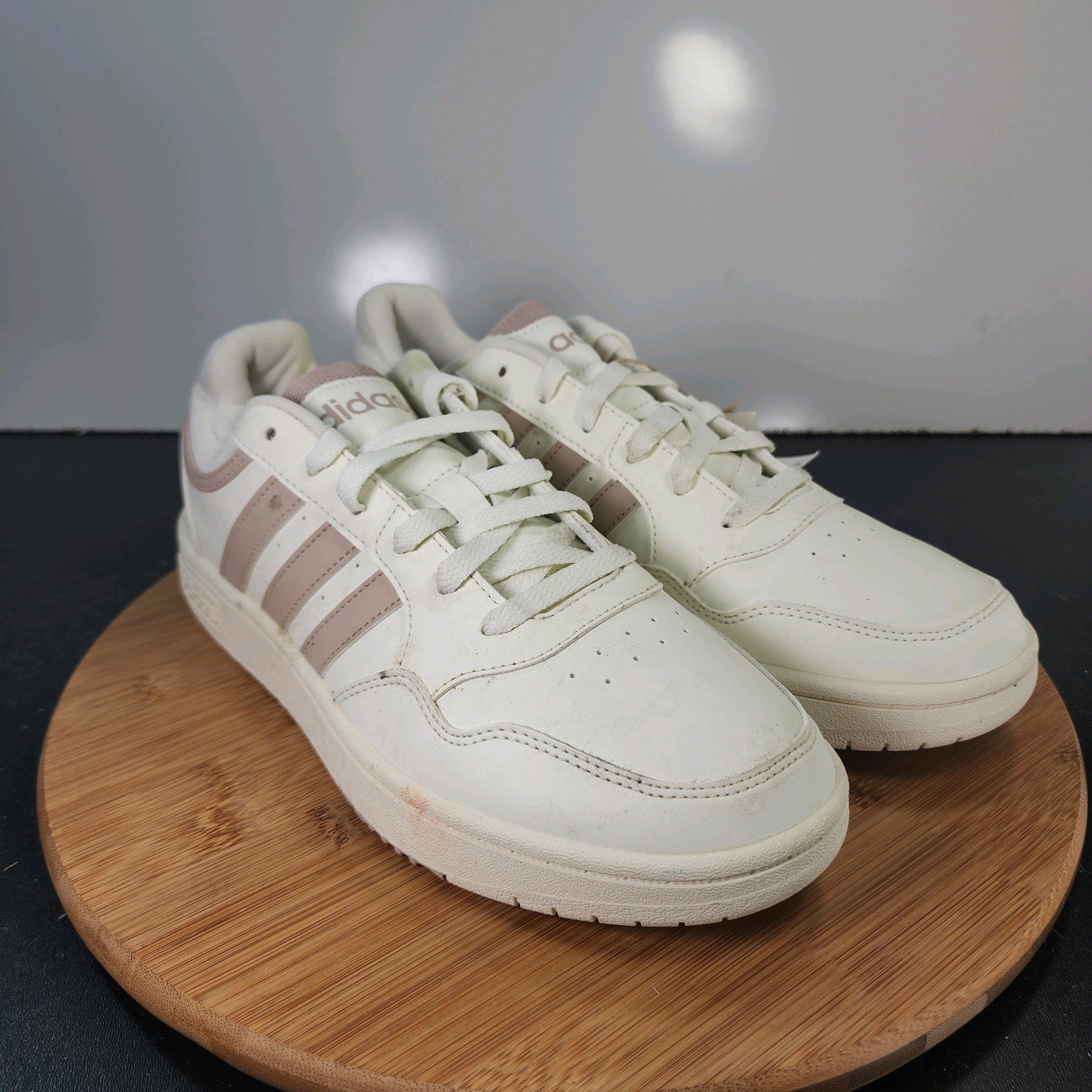 Women's adidas Hoops 3.0 Low Sz 9.5 010337 White Leather Running Casual Sneakers