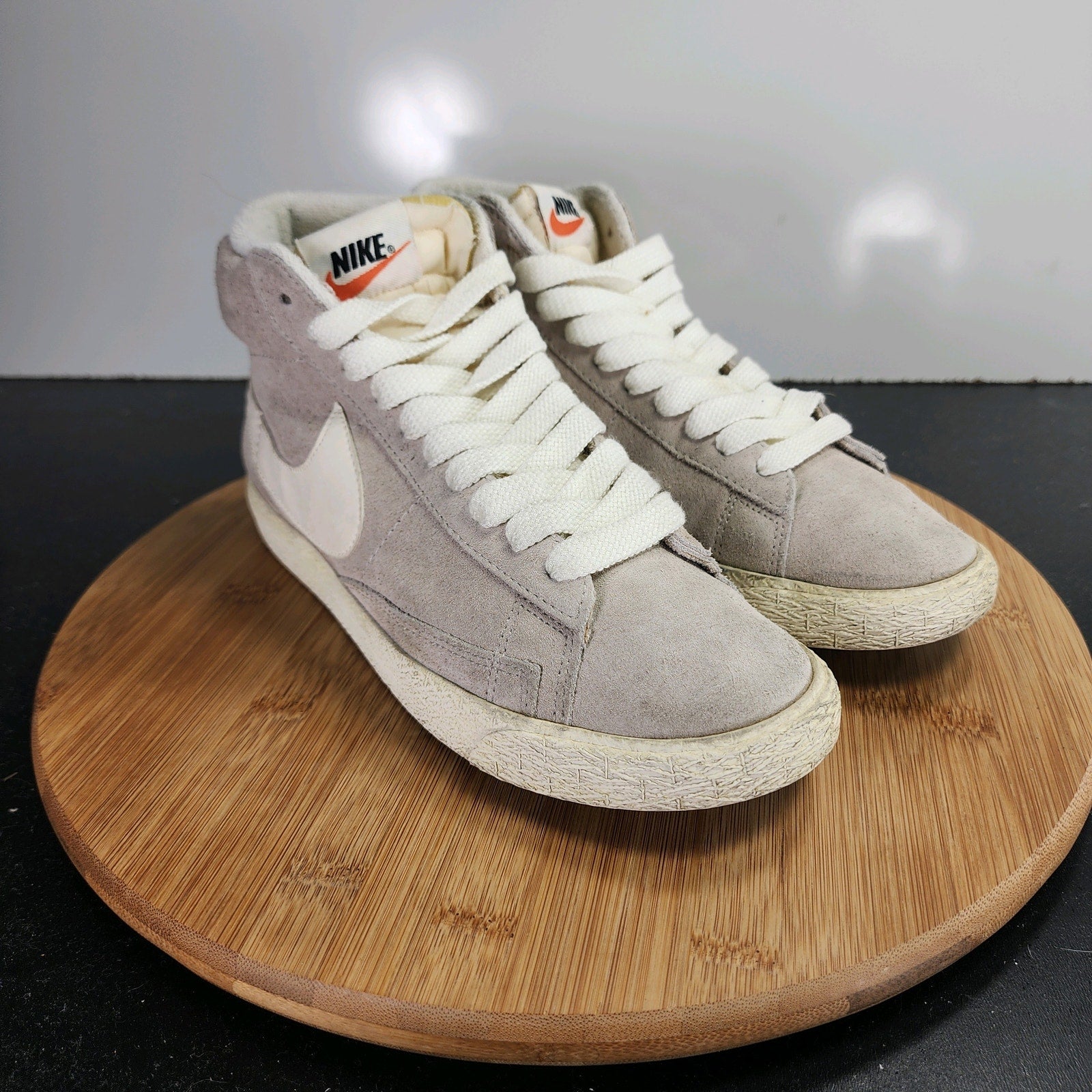 Womens Nike Blazer Mid Sz 7.5 009910 Gray White Suede Casual Sneakers Shoes