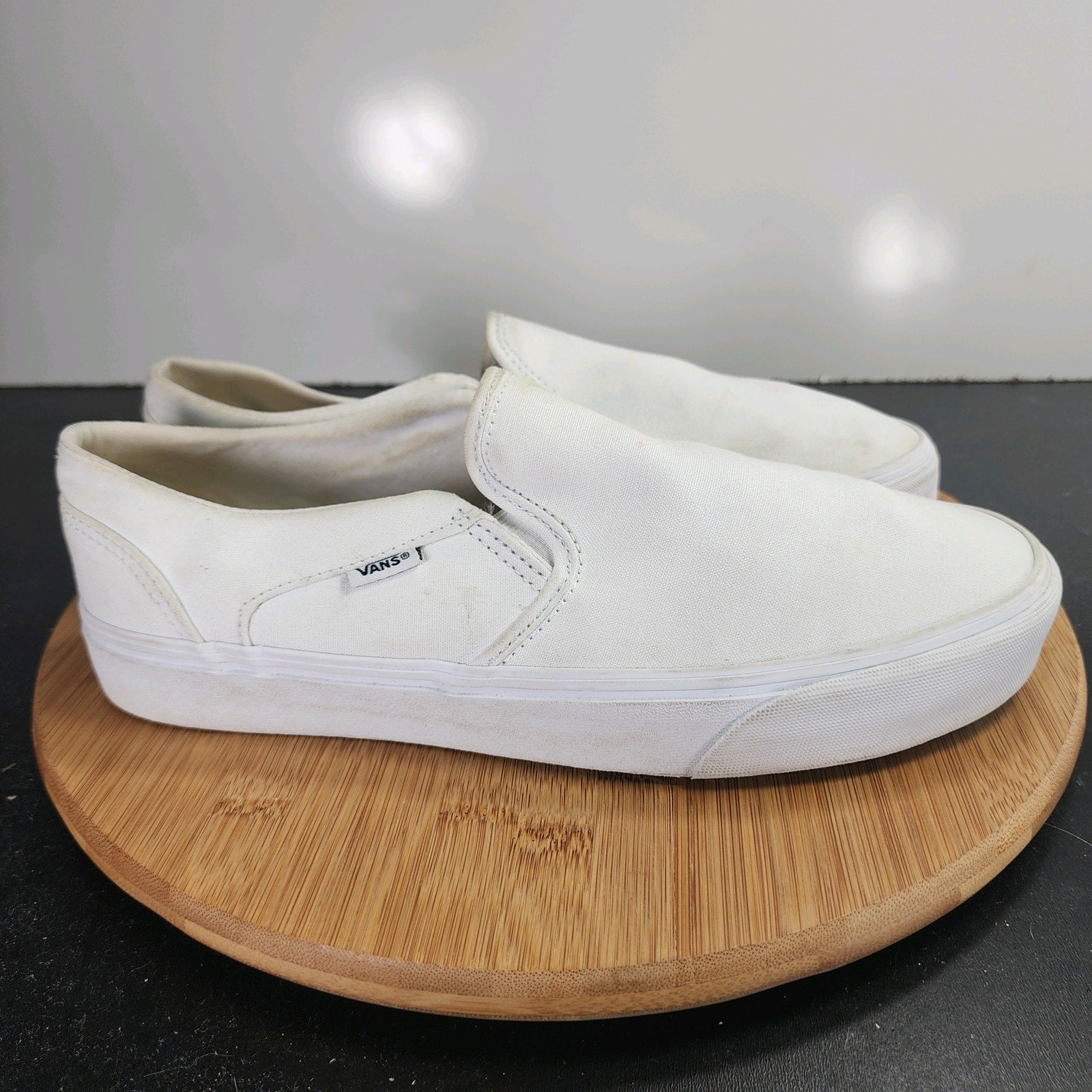 Women's VANS Classic Slip On Sz 11 009944 White Canvas Skateboarding Sneakers