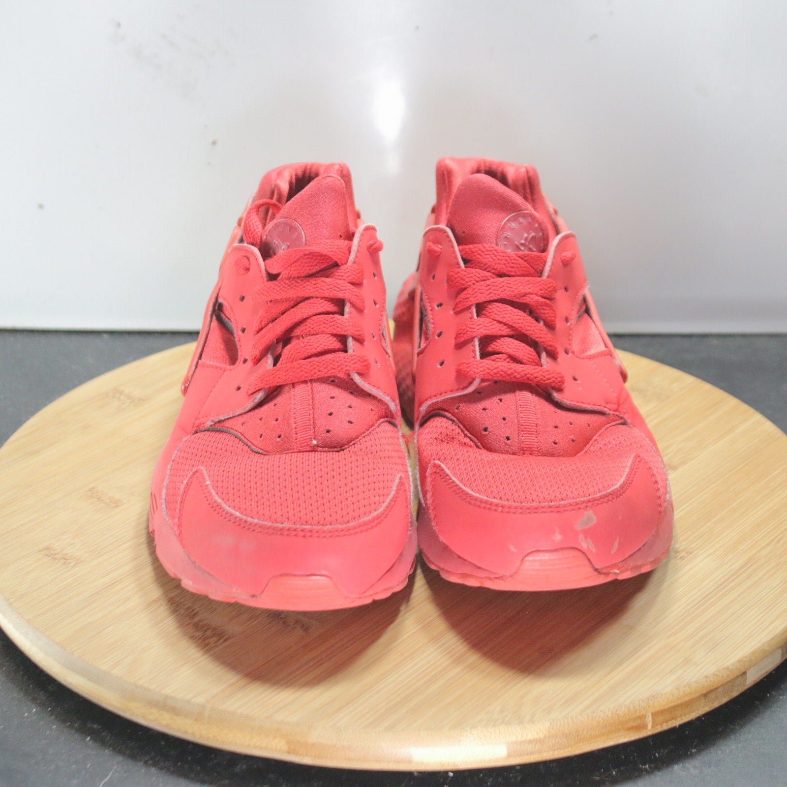 Nike Air Huarache Run Sz 7 Youth=8.5Womens 008808 Triple Red Athletic Sneakers