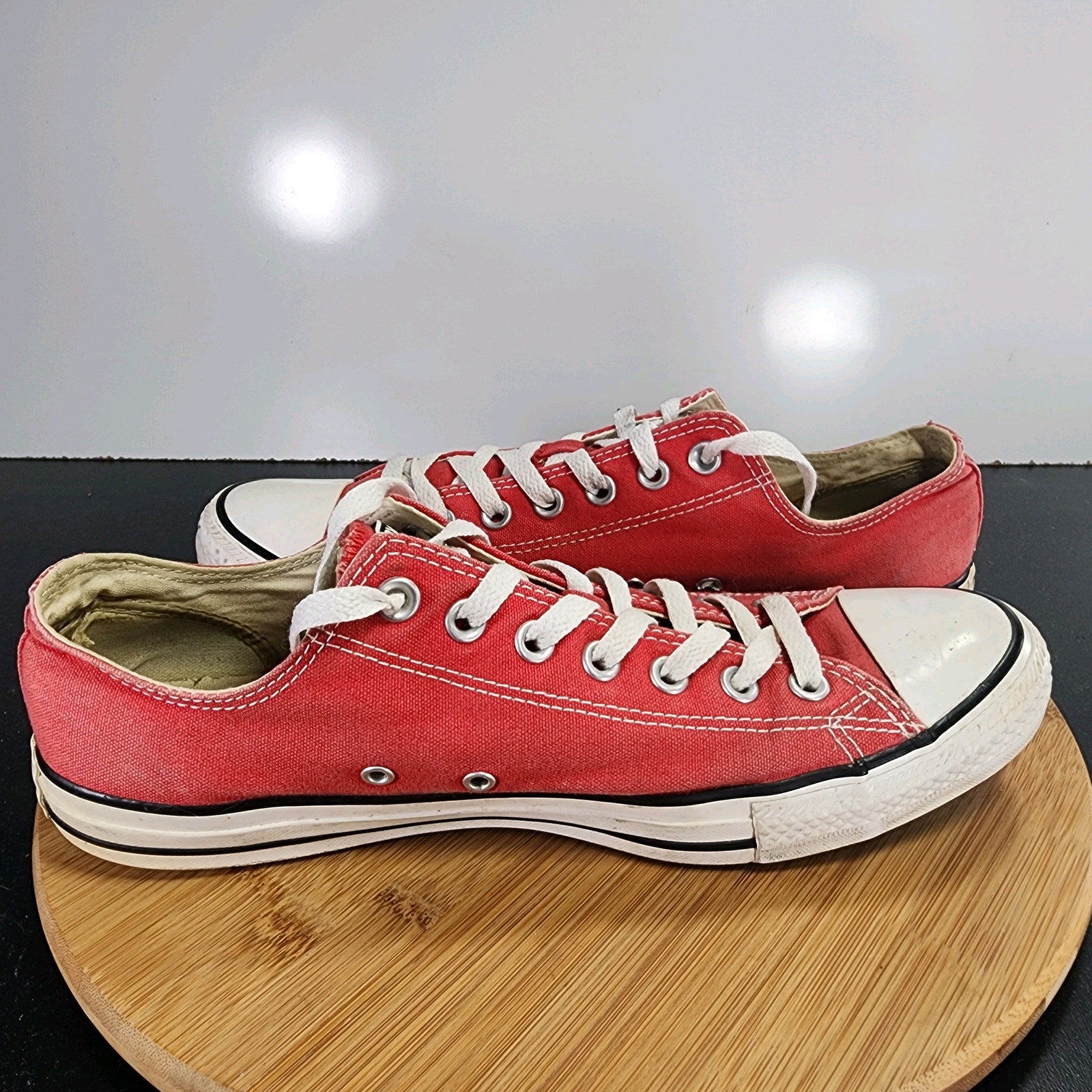 Converse Chuck Taylor All Star Low Sz 10 Mens 009353 Red White Casual Sneakers