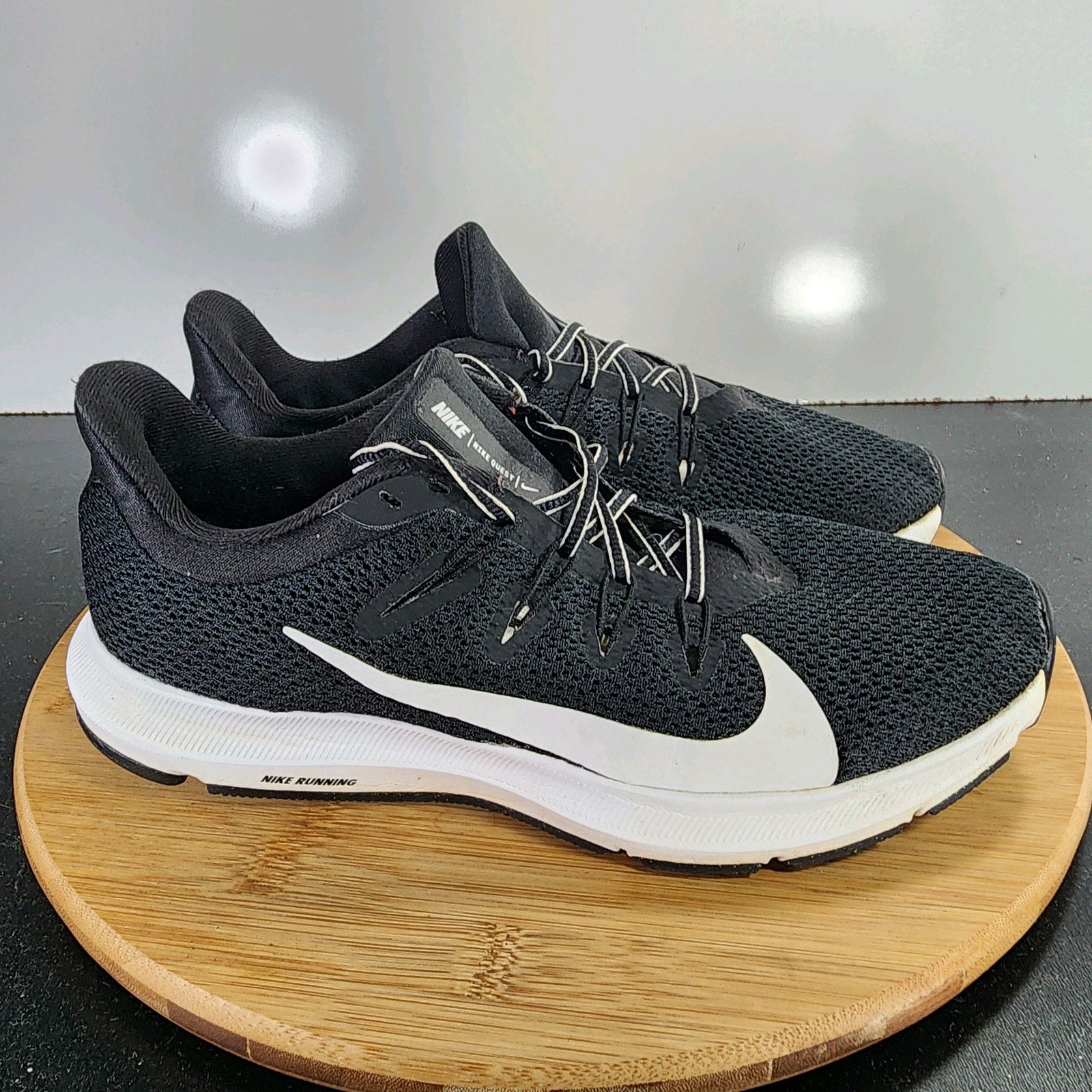 Nike Quest 2 Low Sz 8.5 Womens 009570 Black Mesh Running Athletic Sneakers Shoes