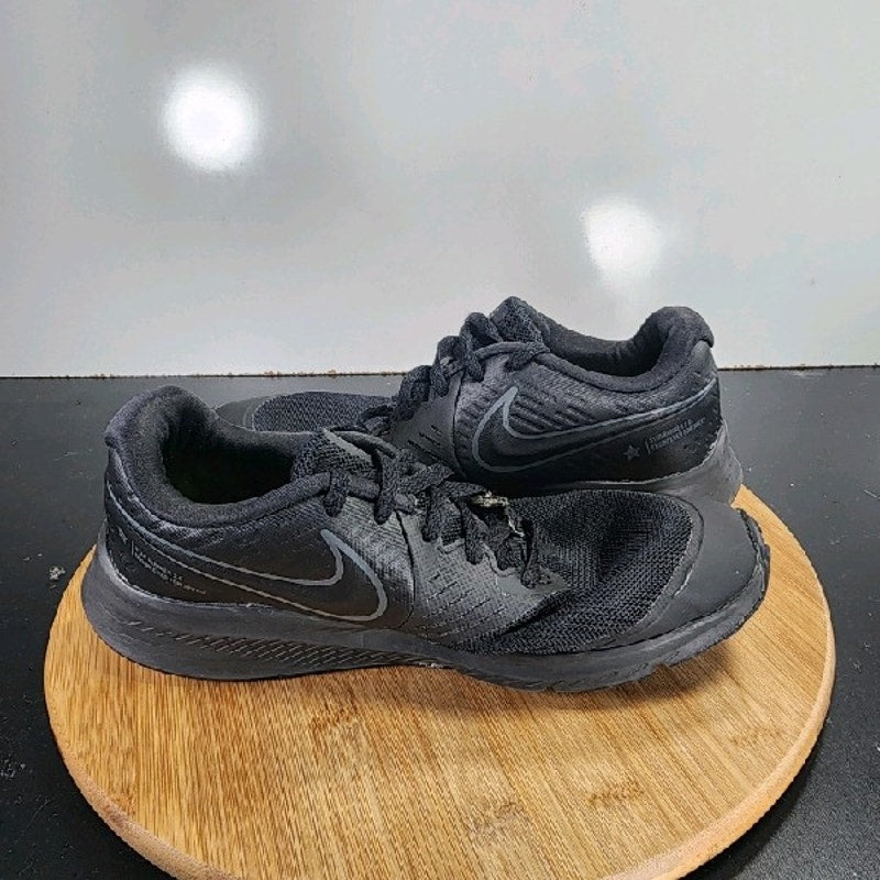 Nike Star Runner Low Sz 6.5 Youth=7.5Womens 008937 Triple Black Running Sneakers