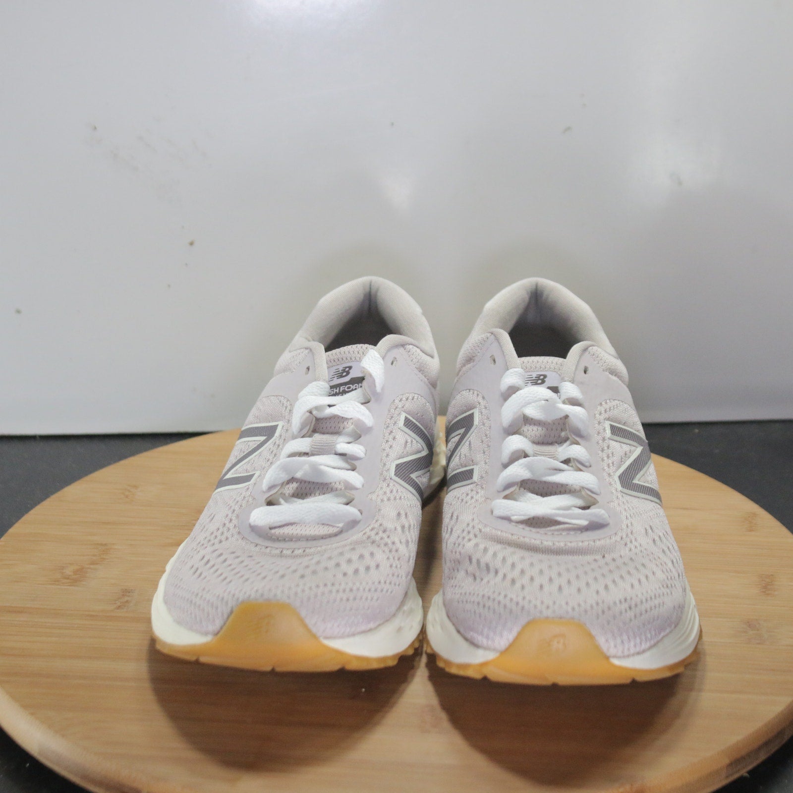 New Balance Fresh Foam Arishi Sz 8 Womens 008328 Light Gray Running Sneakers