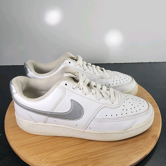 Women's Nike Court Vision Low Sz 8 010102 Triple White Leather Casual Sneakers