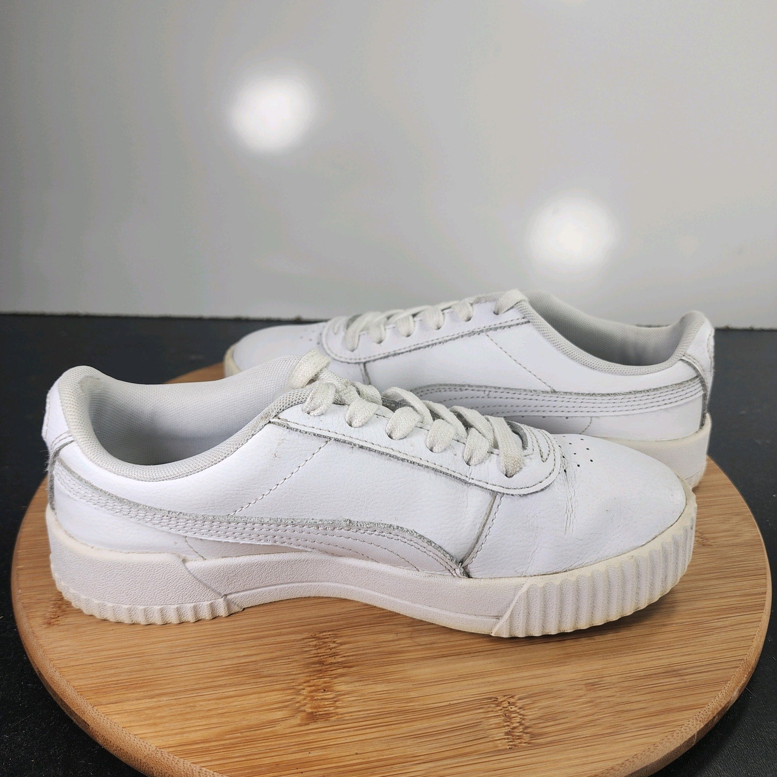 Women's Puma Cari Low Sz 7 010154 White Leather Running Casual Sneakers Shoes