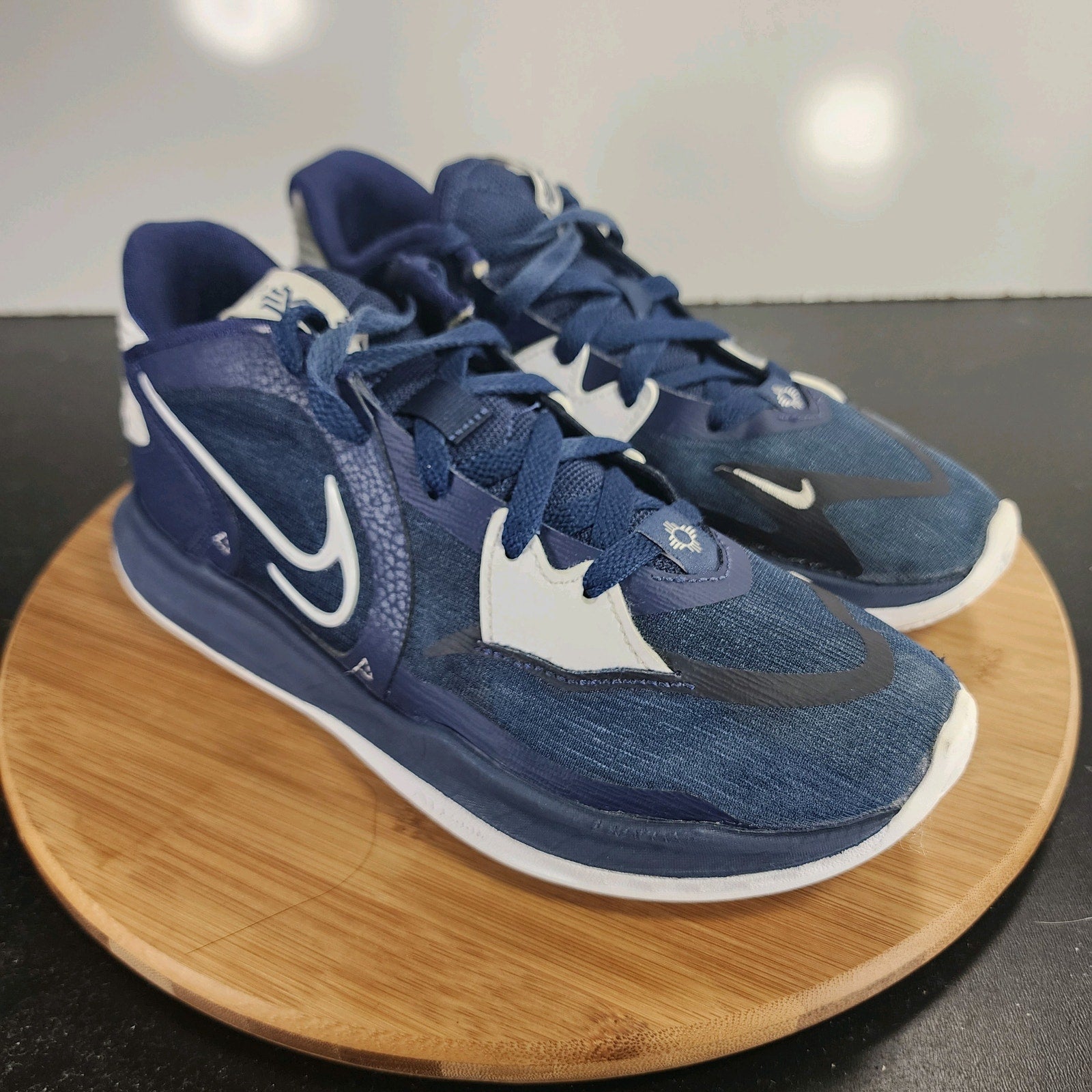 Nike Kyrie 5 TB Low Sz 7 Youth=8.5Womens 009740 Blue Mesh Basketball Sneakers