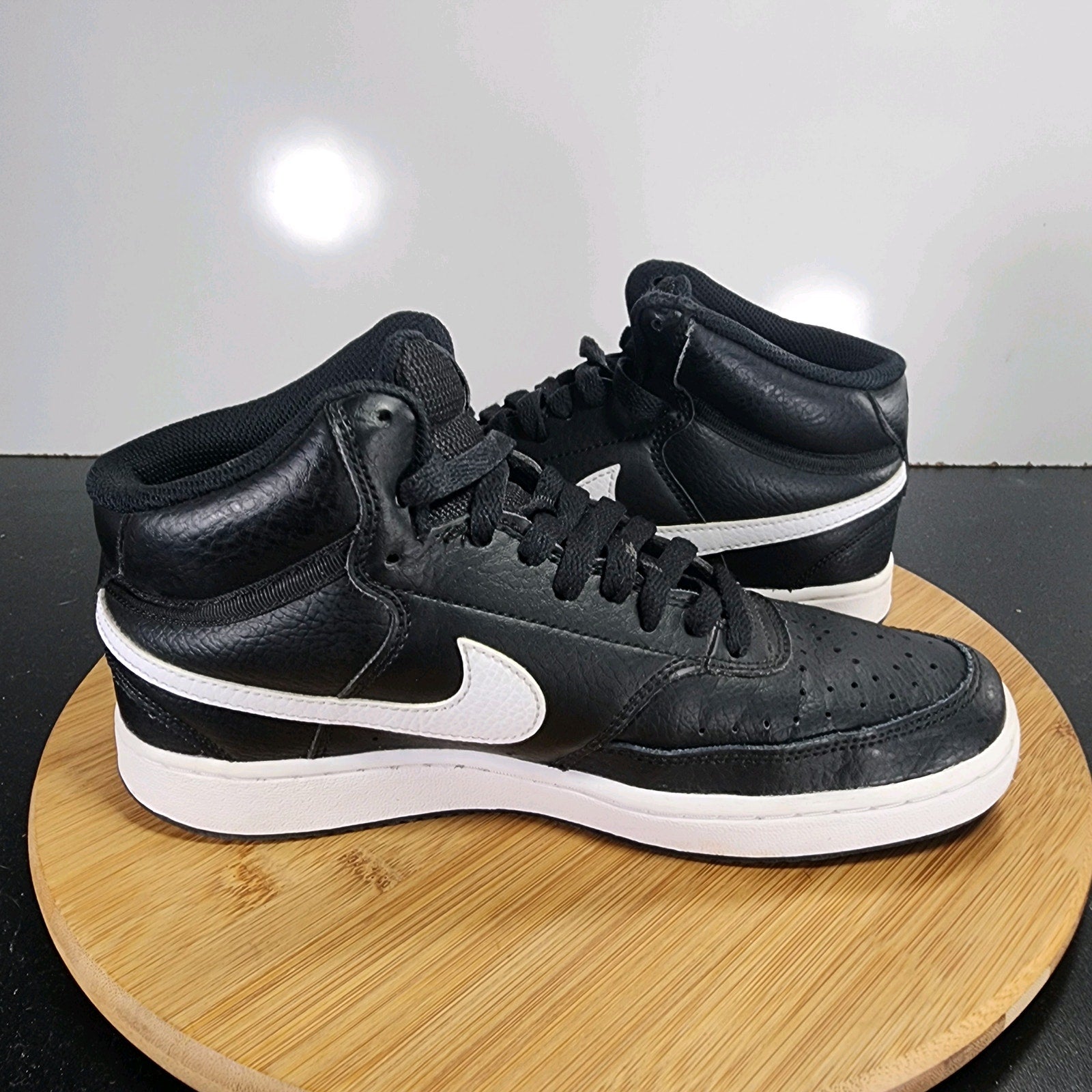 Nike Court Vision Mid Sz 8 Womens 009326 Black White Leather Basketball Sneakers