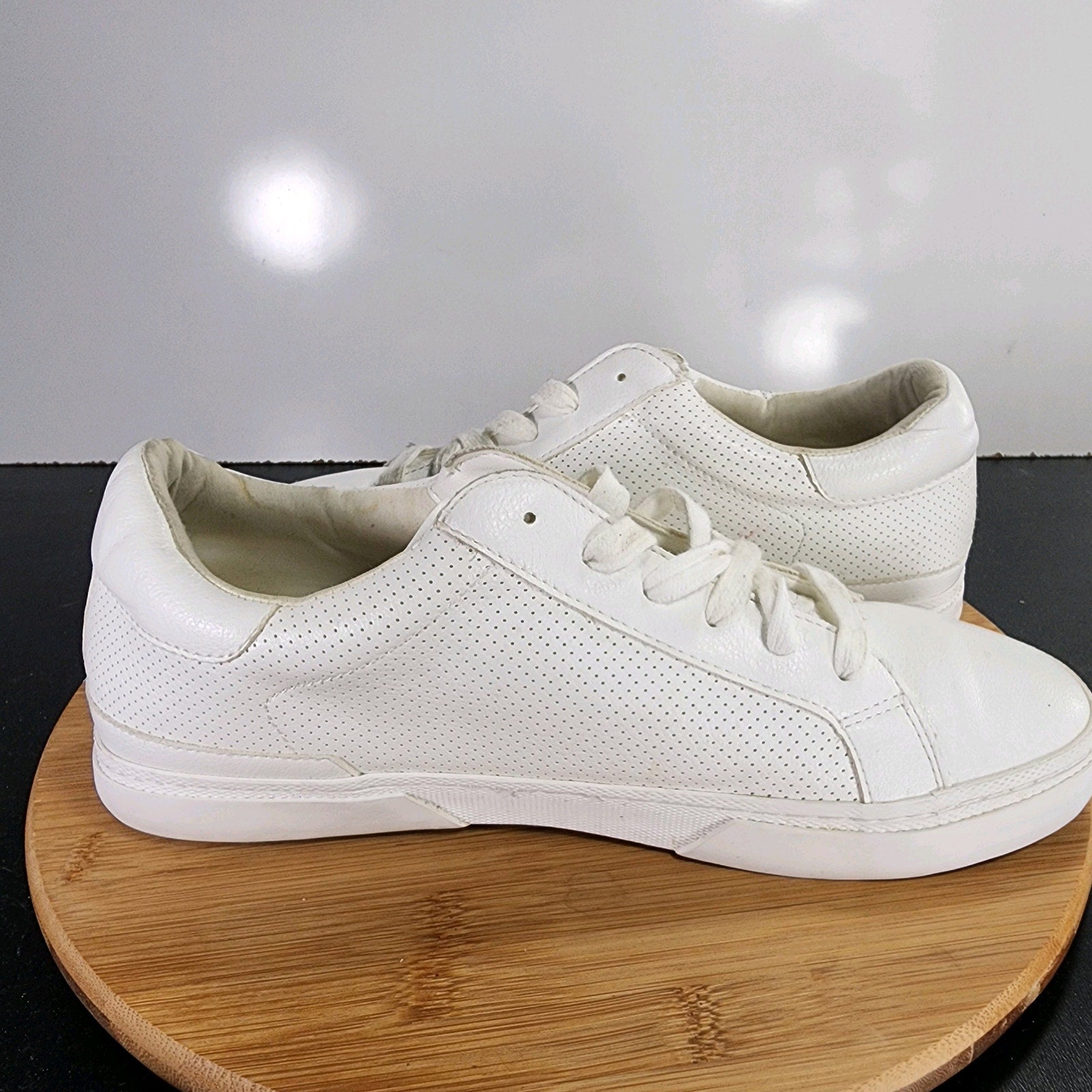 A New Day Maddison Low Sz 11 Mens 009436 Triple White Tennis Sneakers Shoes