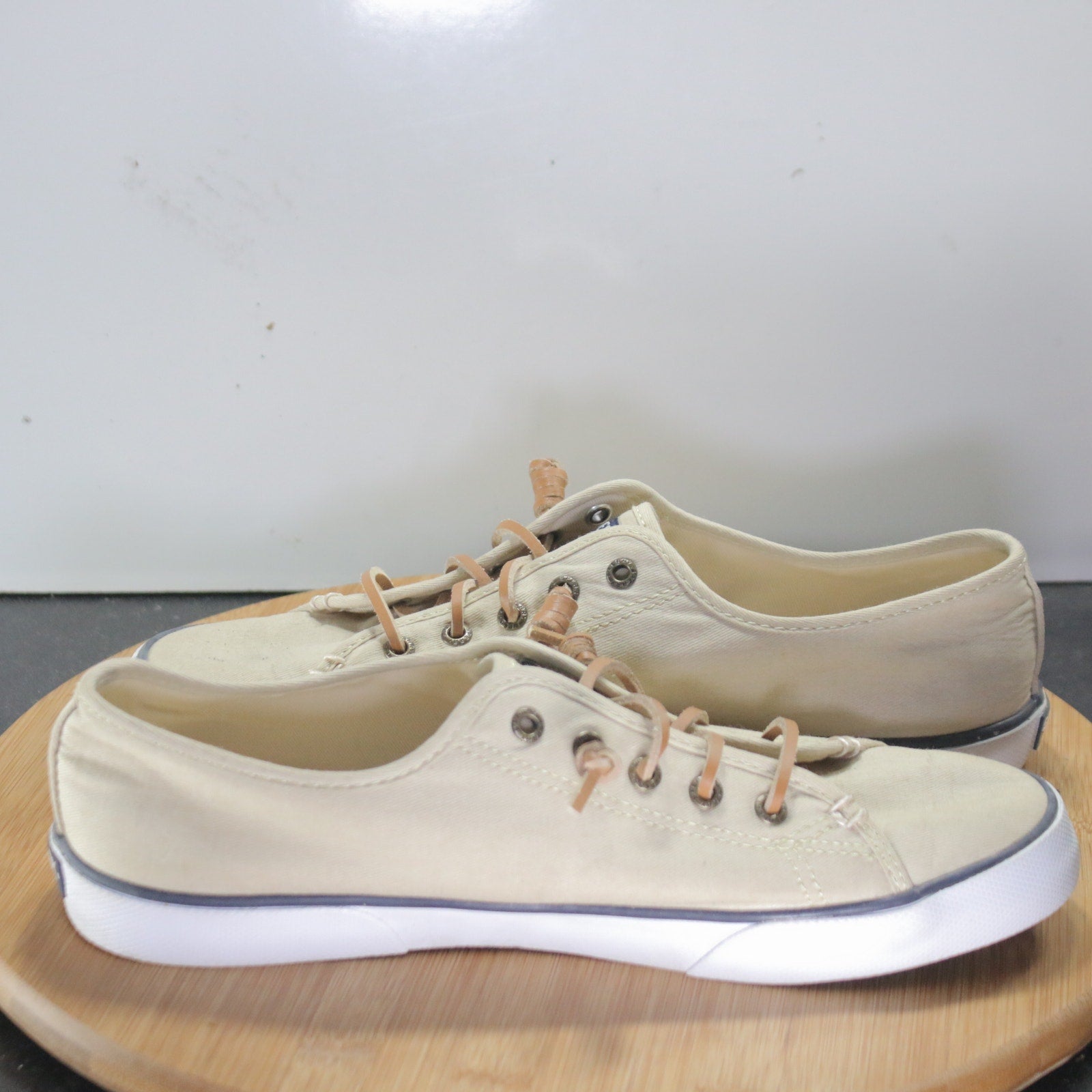 Sperry Top Sider Low Size 9 Womens 008576 Beige White Pier View Casual Sneakers