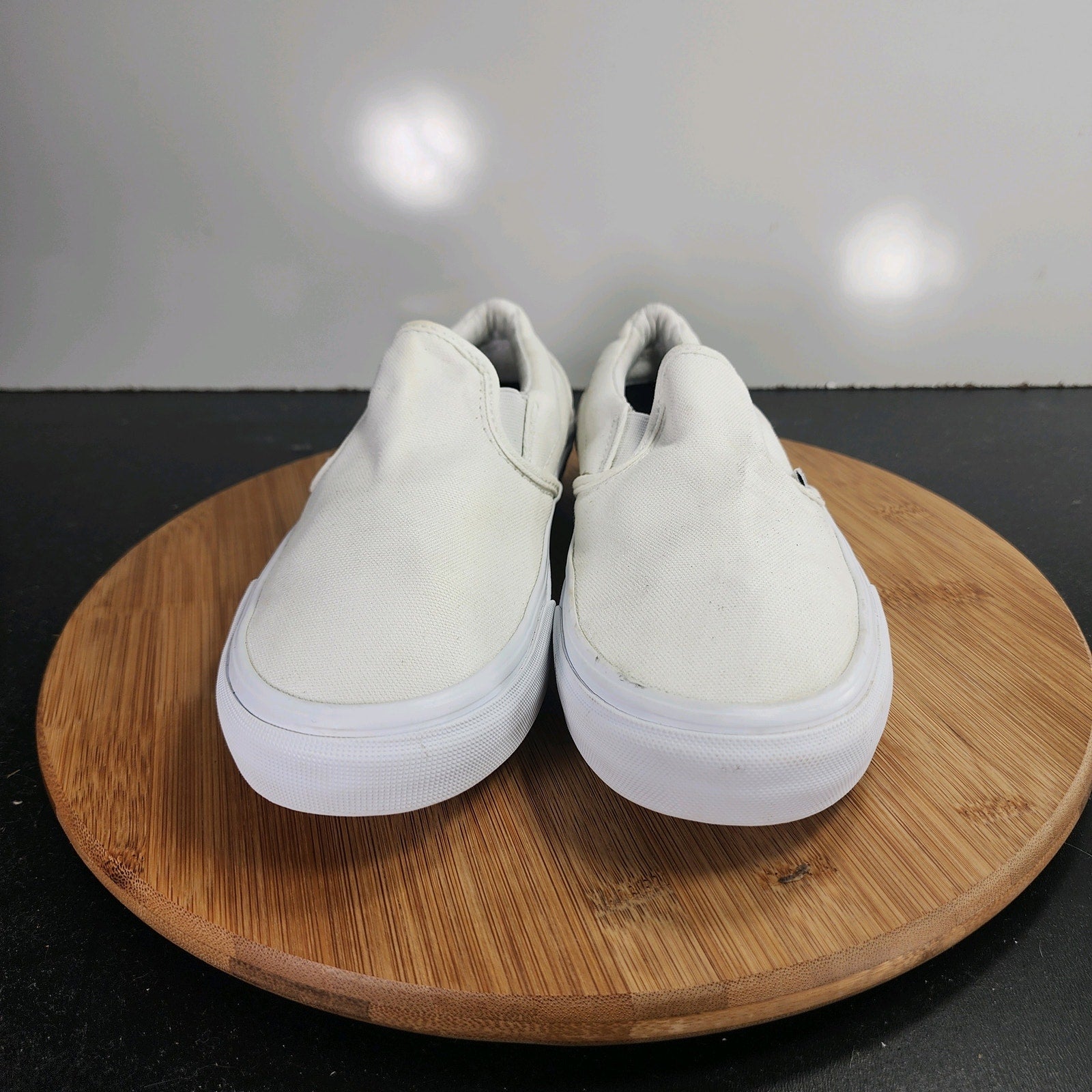 Womens VANS Classic Slip On Sz 7.5 009933 White Canvas Skateboarding Sneakers