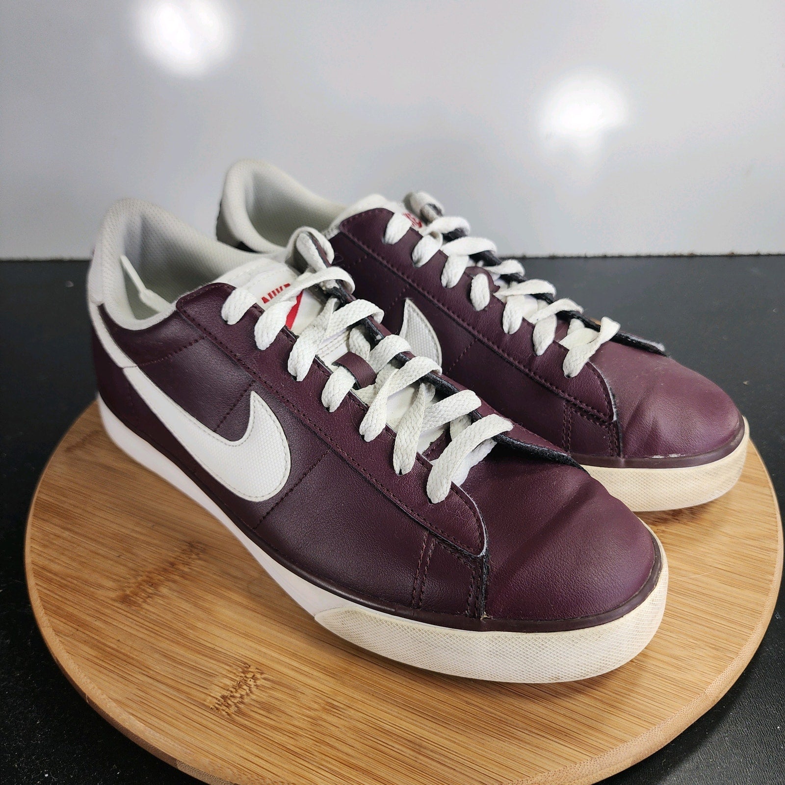 Nike Sweet Classic Low Sz 9.5 Mens 009575 Burgundy Leather Tennis Sneakers Shoes