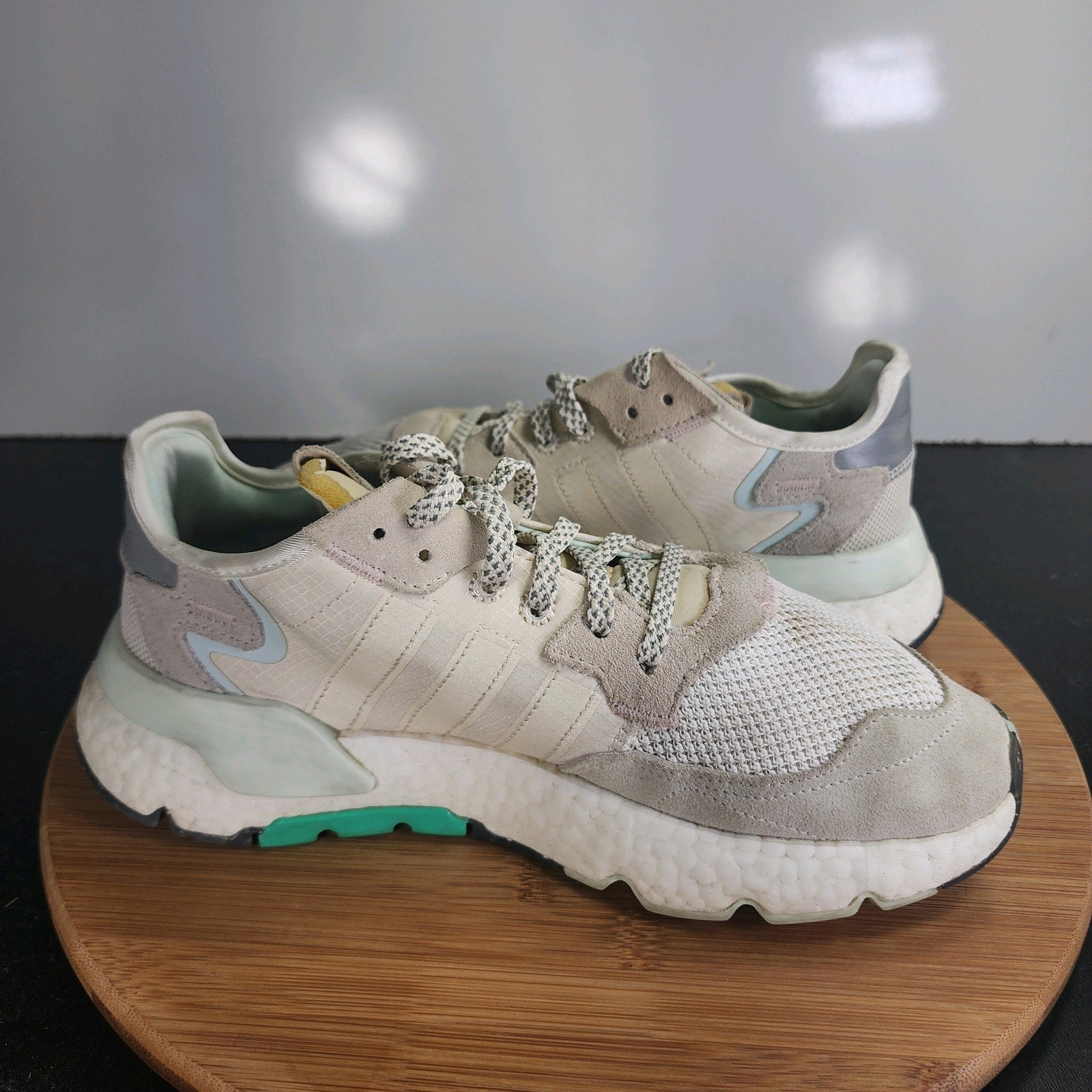 Women's Adidas Nite Jogger Low Sz 9 010071 White Leather Running Sneakers Shoes