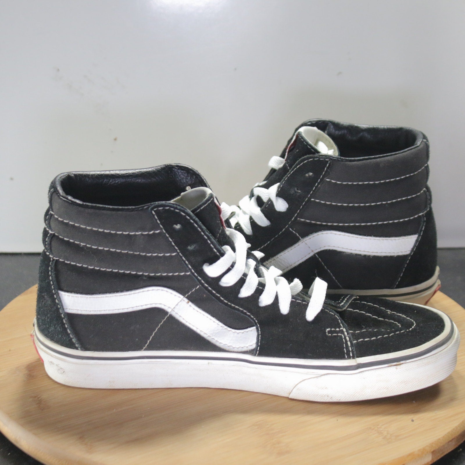 VANS Sk8-High Size 9 Womens 008582 Black White Canvas Skateboarding Sneakers