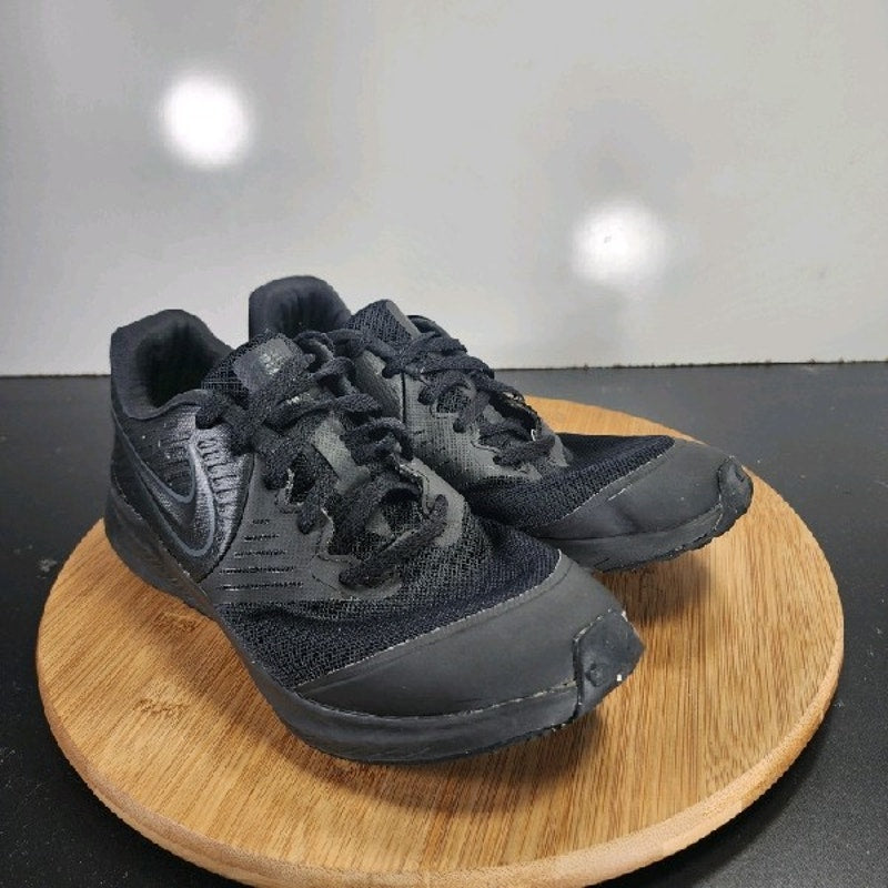 Nike Star Runner Low Sz 6.5 Youth=7.5Womens 008937 Triple Black Running Sneakers