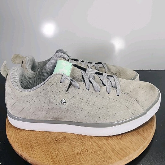 Under Armour Low Sz 12.5Mens 009081 Gray Green Leather Running Athletic Sneakers