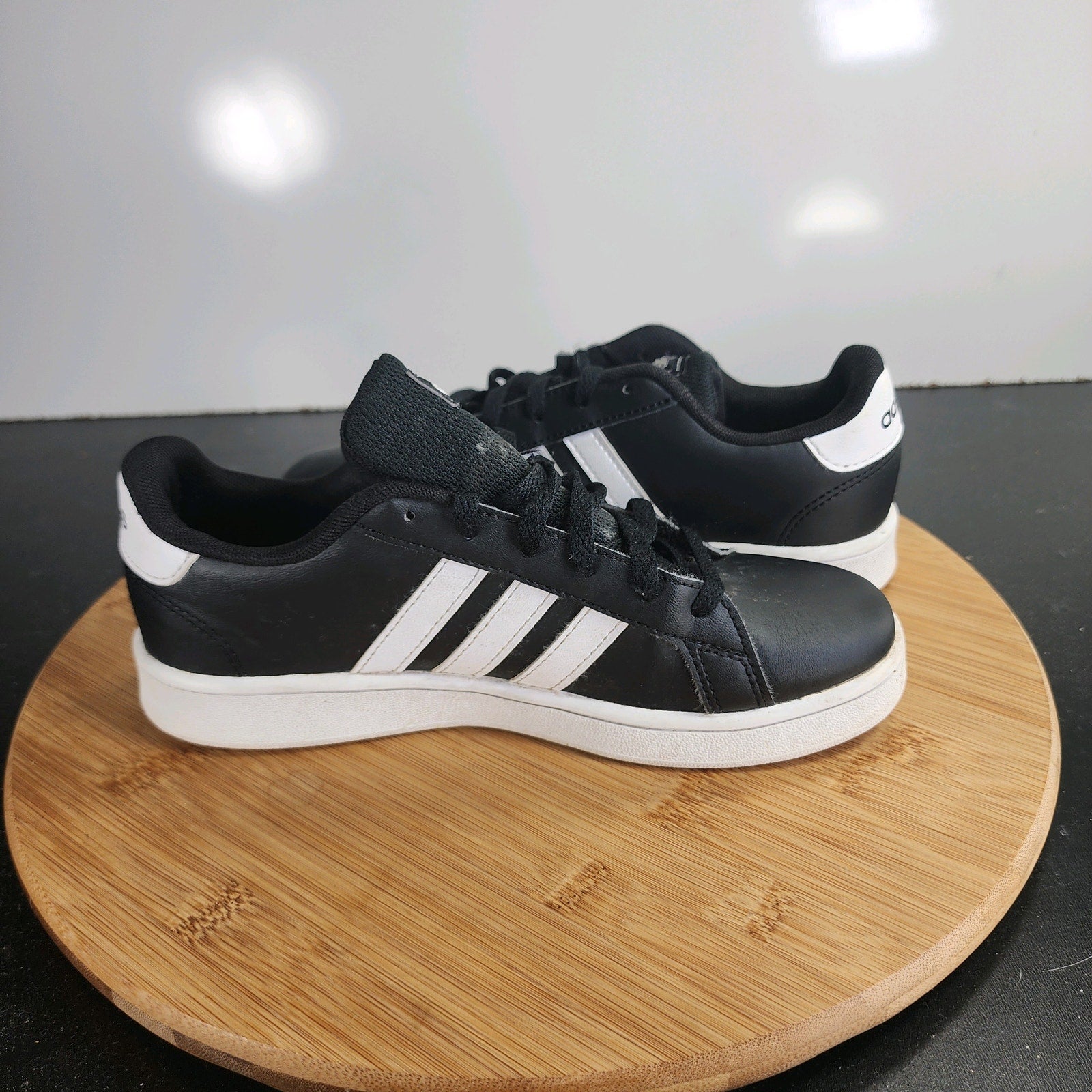 Big Kids Adidas Grand Court Sz 3 009809 Black Leather Casual Training Sneakers