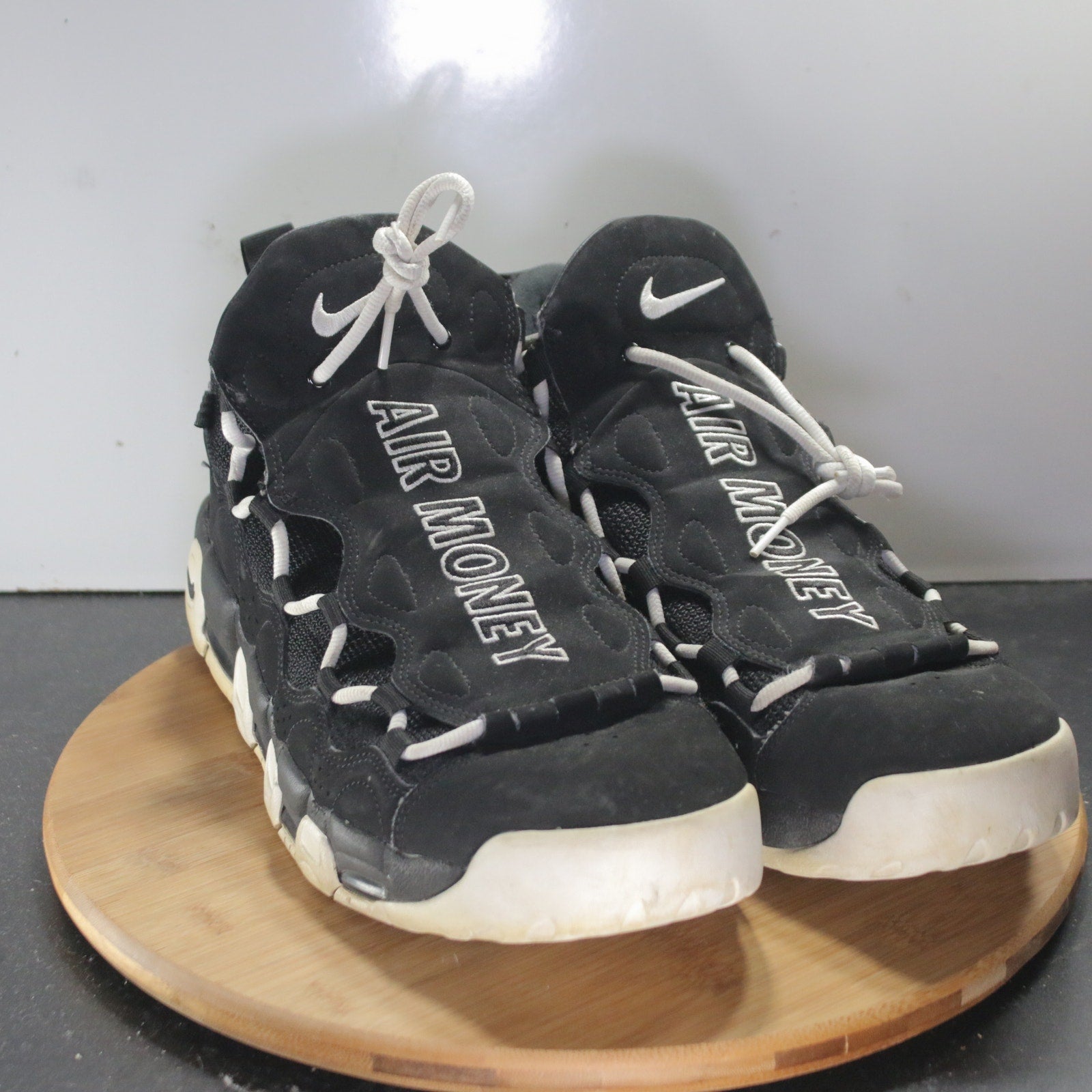 Nike Air More Money Low Sz 13 Mens 008489 Black White Basketball Sneakers Shoes