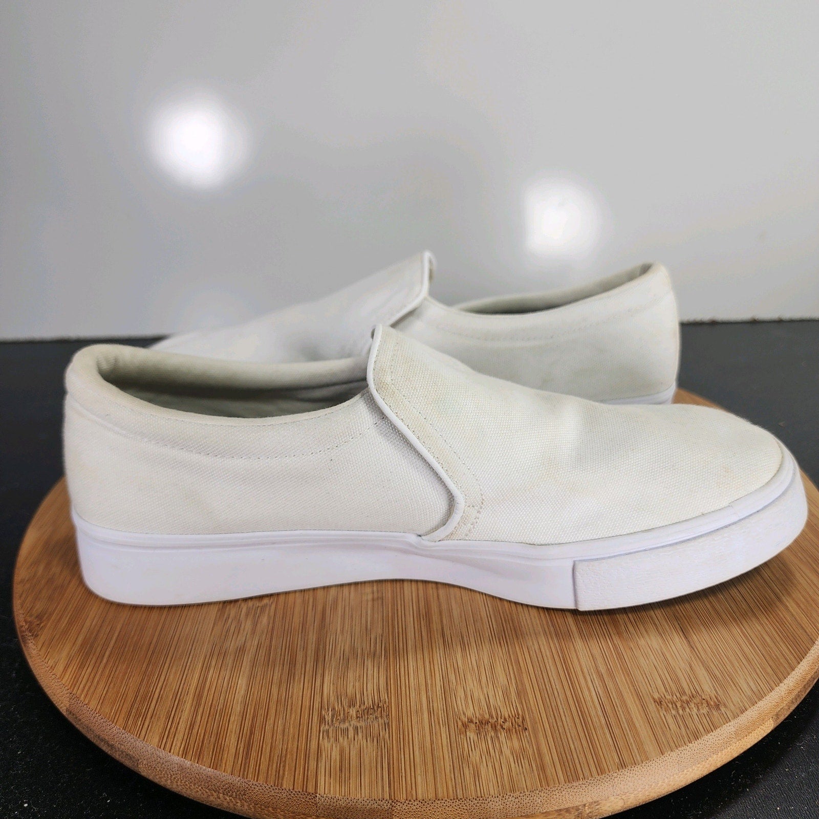 Nike Classic Slip On Sz 9Womens 009616 White Canvas Skateboarding Sneakers Shoes