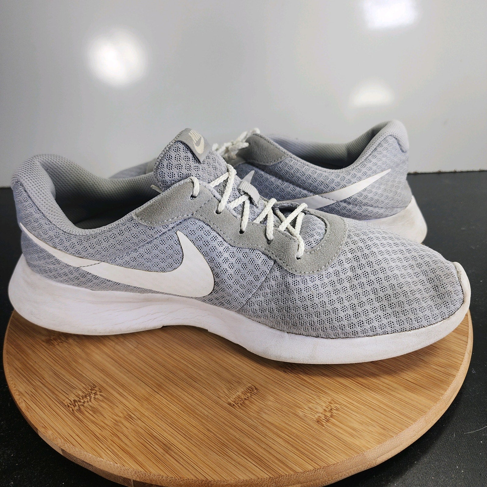 Nike Tanjun Low Sz 11.5 Mens 009772 Gray Mesh Running Training Sneakers Shoes