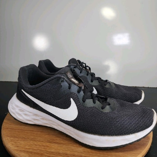 Nike Revolution 6 Low Sz 12 Mens 008994 Black White Running Trainers Sneakers