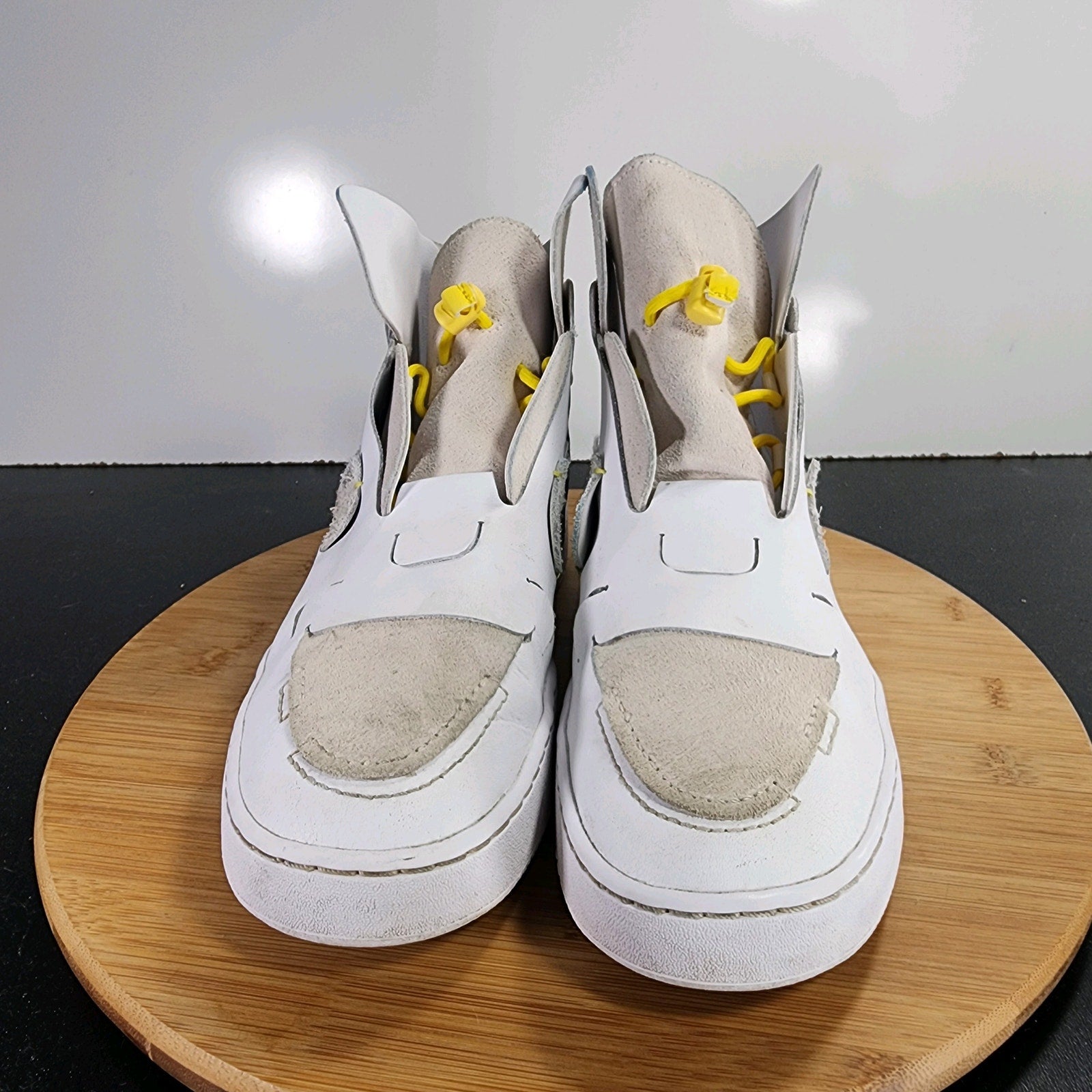 Nike Vandalized LX Mid Sz 8 Womens 009439 White Chrome Yellow Athletic Sneakers