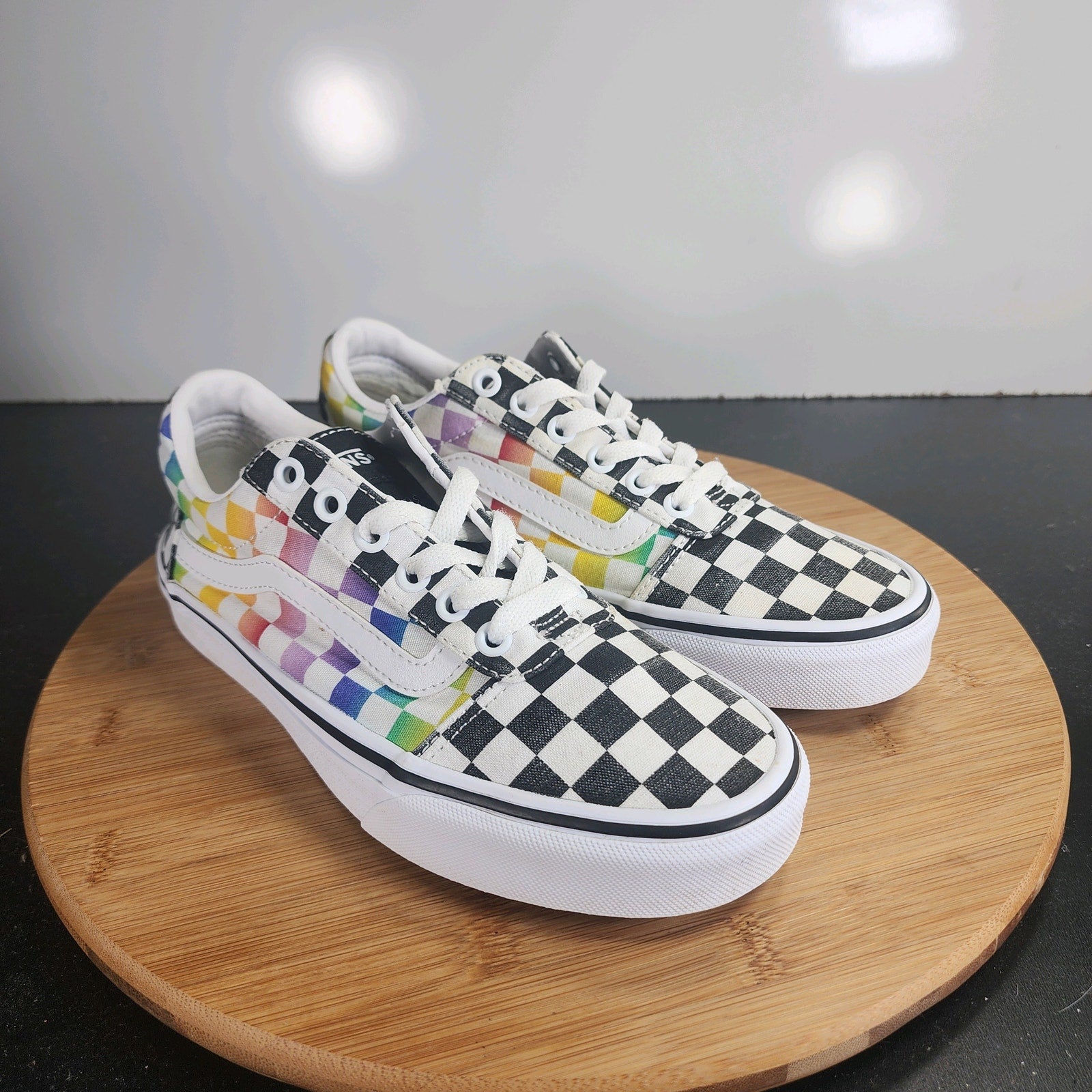 Womens VANS Old Skool Low Sz 7 009887 White Black Canvas Check Skating Sneakers