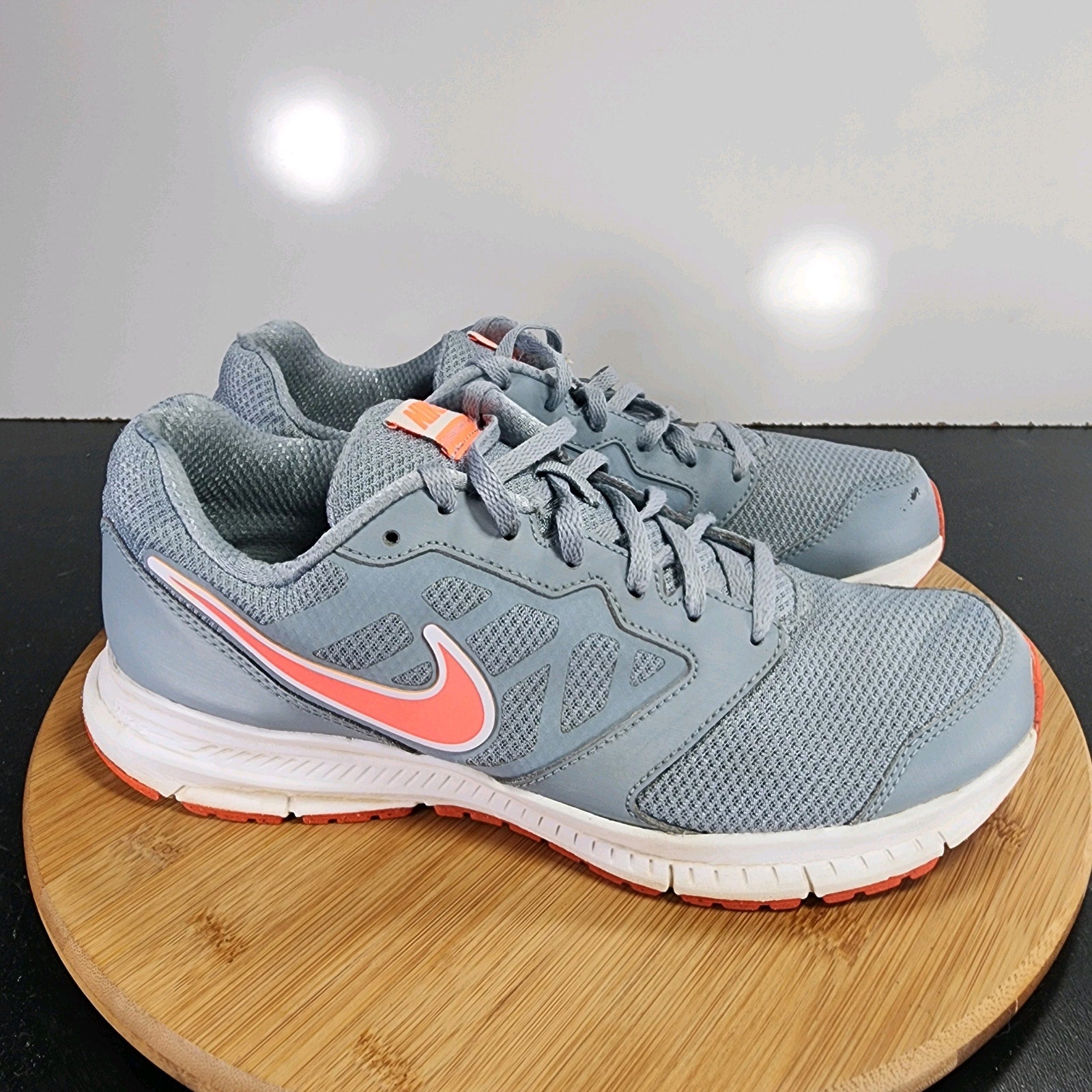 Nike Downshifter Low Sz 9.5 Womens 009337 Gray Orange Running Trainers Sneakers