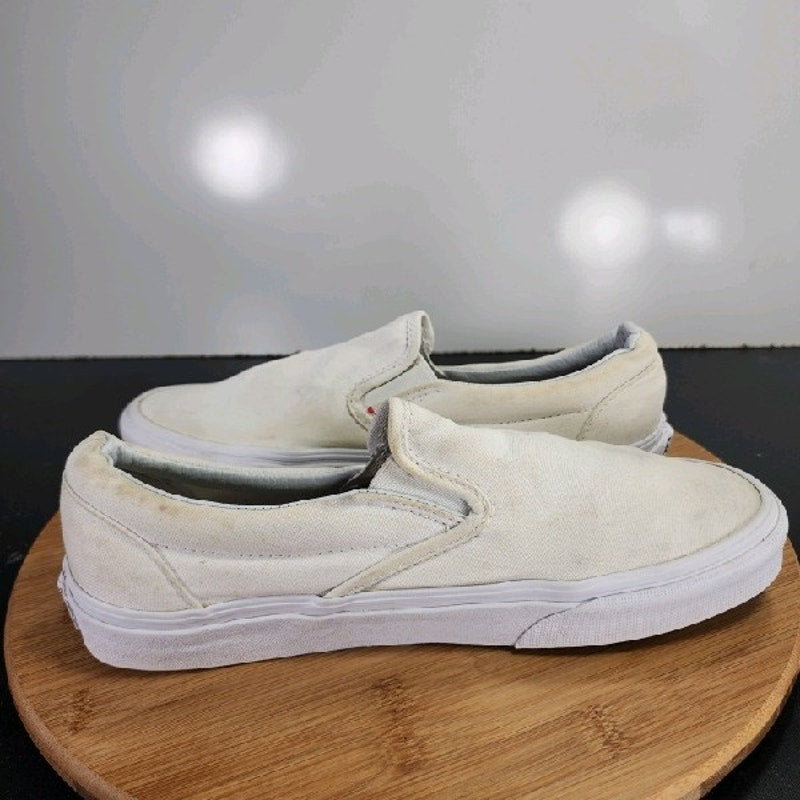 VANS Classic Slip On Low Sz 9.5Womens 009178 White Canvas Skateboarding Sneakers