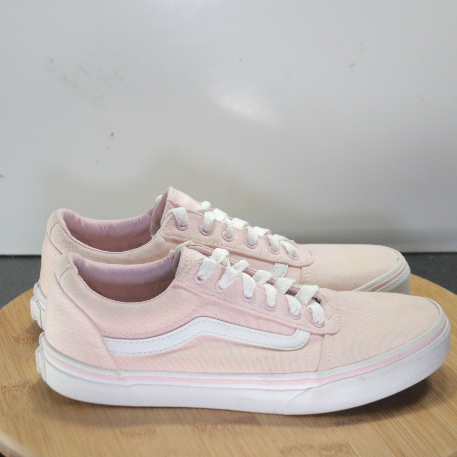 VANS Old Skool Low Sz 5youth=6.5womens 008371 Rose Pink White Skating  Sneakers