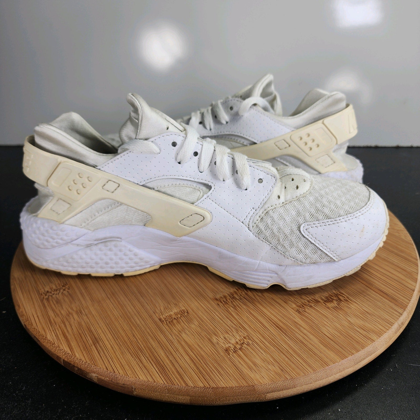 Mens Nike Air Huarache Run Low Sz 9.5 009895 White Mesh Athletic Sneakers Shoes