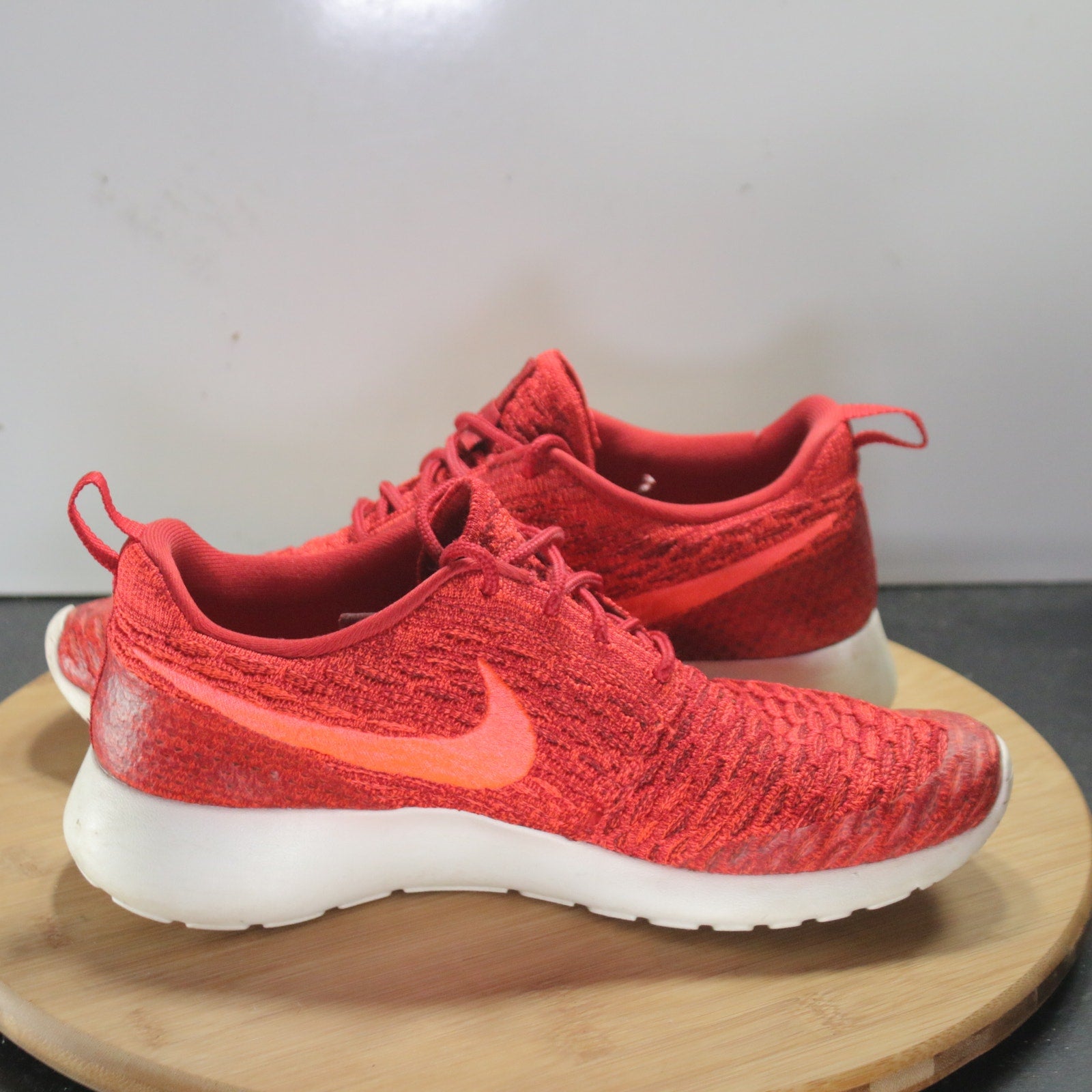 Nike Roshe Run Flyknit Low Size 7 Womens 008458 Red Running Trainers Sneakers