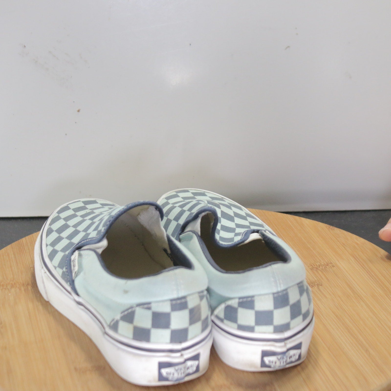 VANS Classic Slip On Low Size 6 Womens 008221 Blue White Check Skating Sneakers