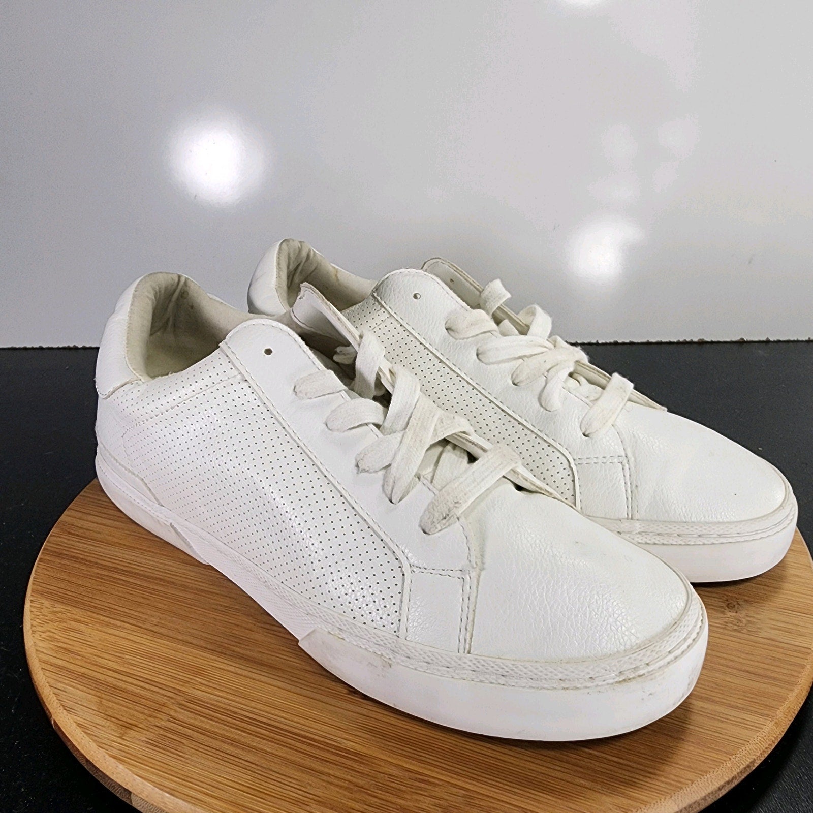 A New Day Maddison Low Sz 11 Mens 009436 Triple White Tennis Sneakers Shoes