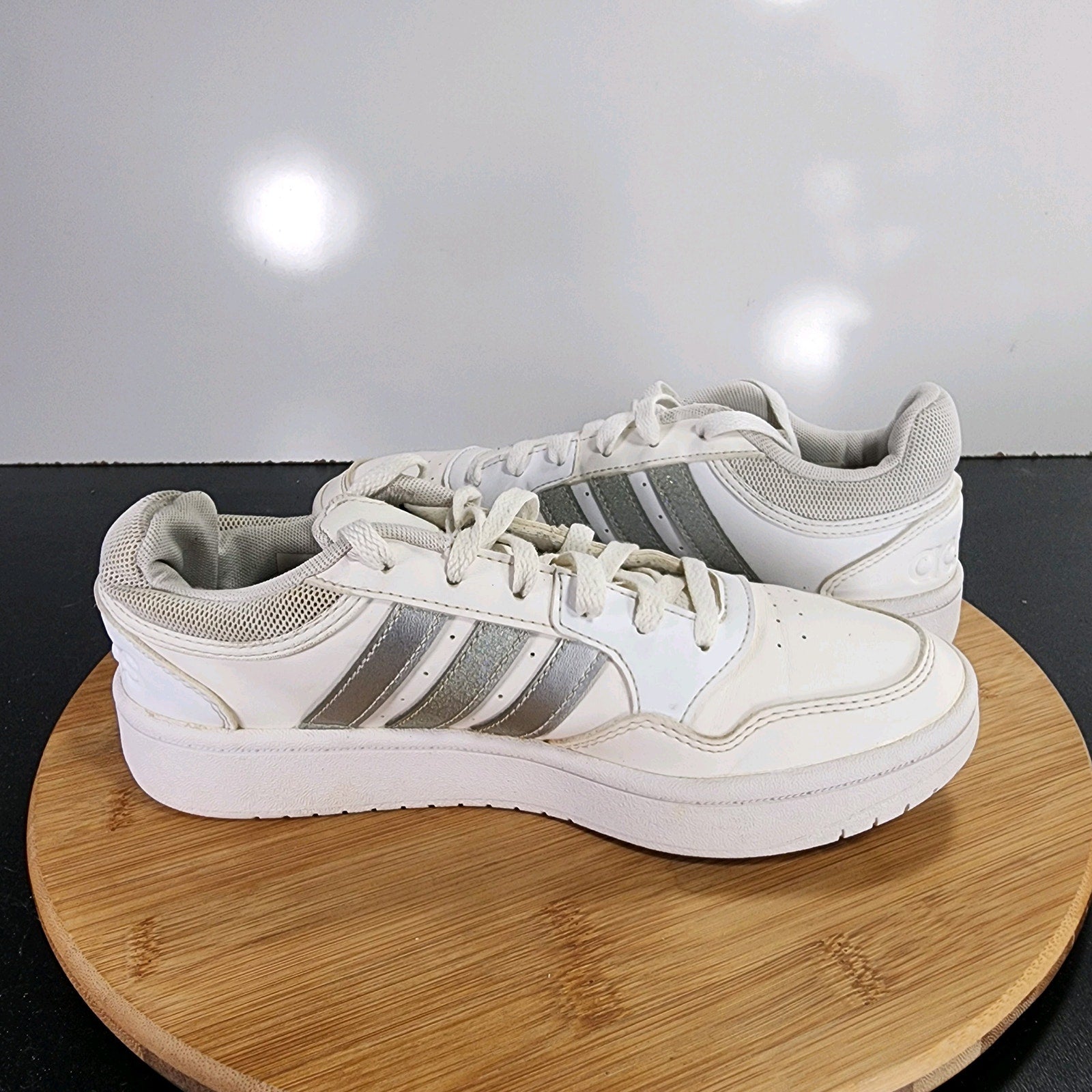 adidas Hoops 3.0 Low Sz 6 Womens 009421 White Gray Basketball Sneakers Shoes