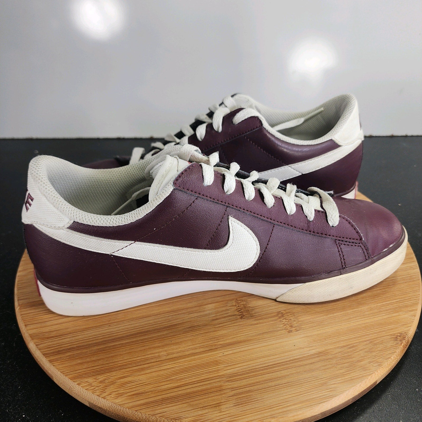 Nike Sweet Classic Low Sz 9.5 Mens 009575 Burgundy Leather Tennis Sneakers Shoes