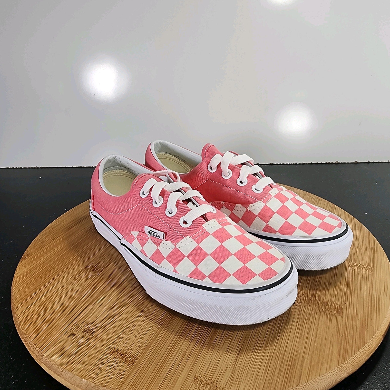 VANS Classic Sz 6 Womens 009529 Pink White Canvas Skateboarding Sneakers Shoes