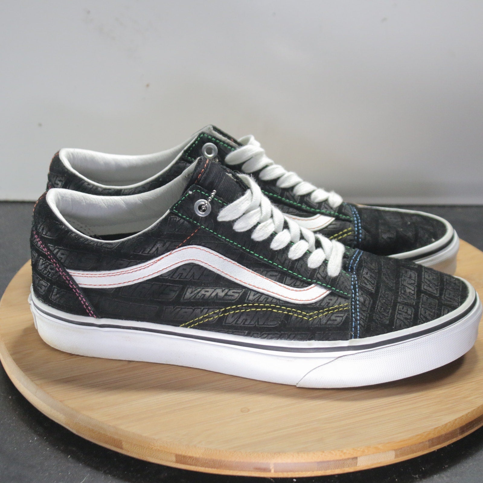 VANS Old Skool Low Size Sz 9.5 Womens 008756 Black White Skateboarding Sneakers